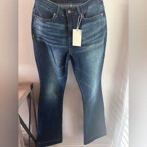 NWT Flamingals Classic Blue Women's Jeans Size Medium
